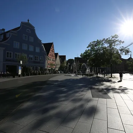 Am Schrannenplatz *